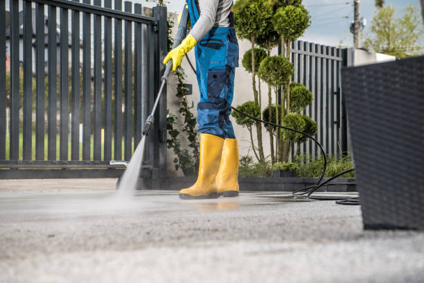 Best Patio and Deck Pressure Washing  in Sutherlin, OR
